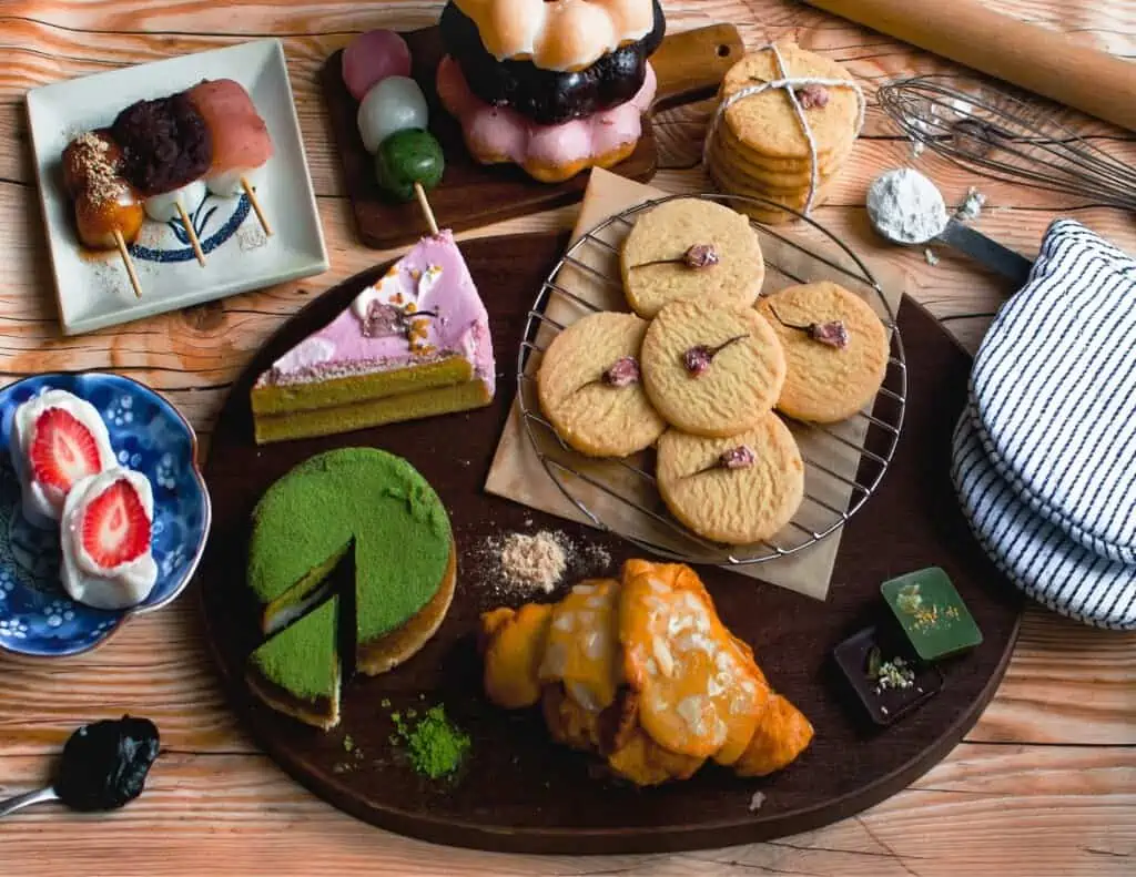 amai kokoro package image of Japanese sweets