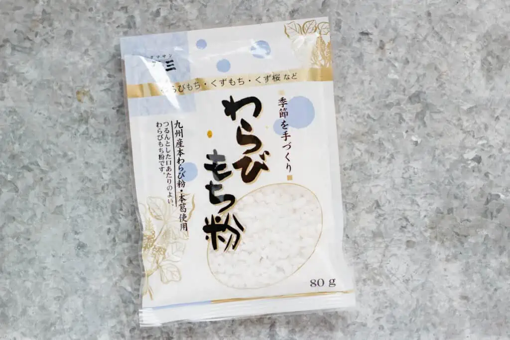 warabimochiko bracken starch in a commercial packet 